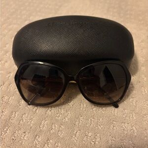Burberry Dark Frame Sunglasses